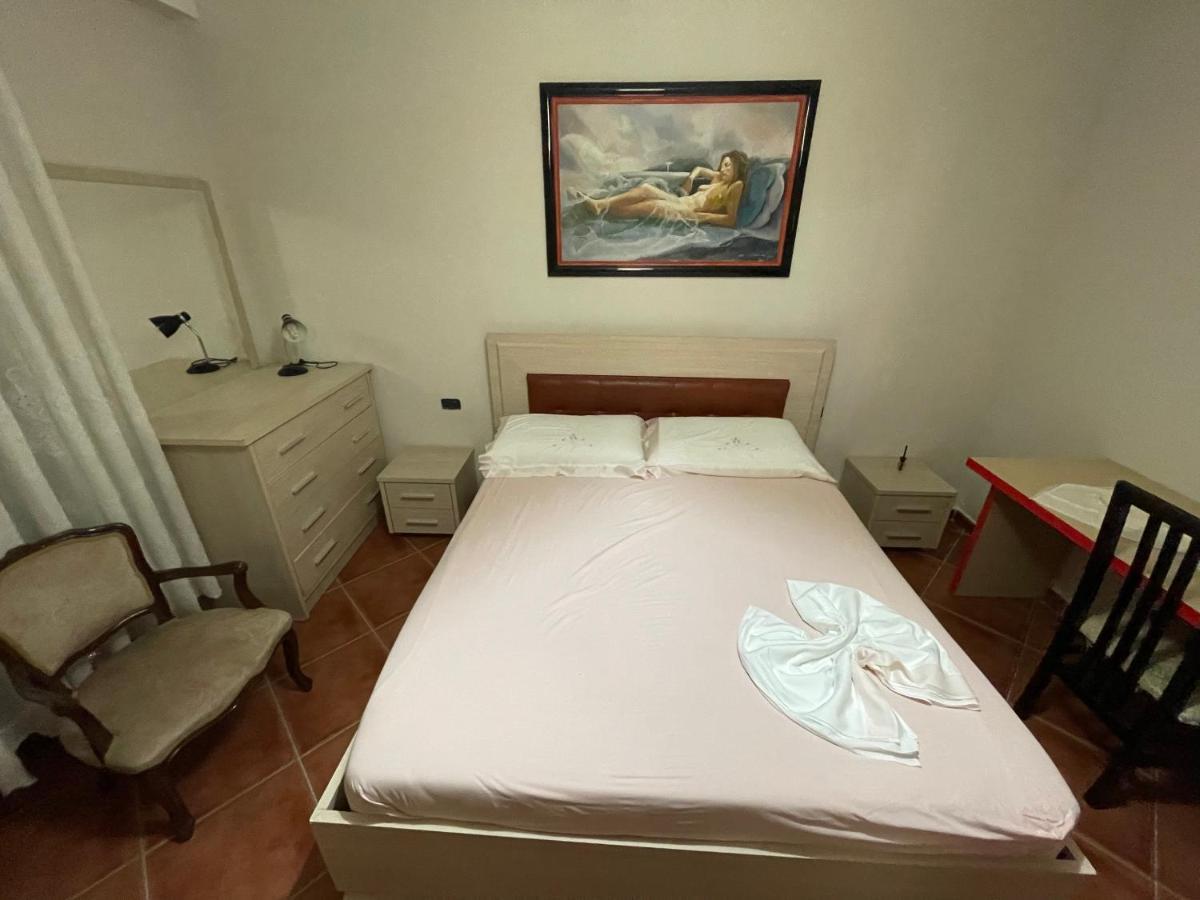 Venus - Cozy Apt With Terrace Влёра Экстерьер фото